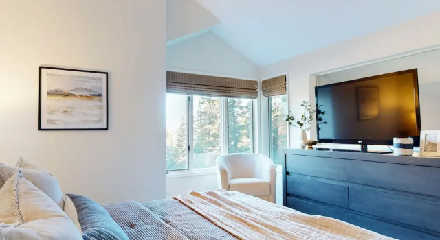 Sierra Megeve 30 - Three Bedroom Condo, Varaa Hotelli Hotellit Mammoth uima-altaalla, Uima-allas