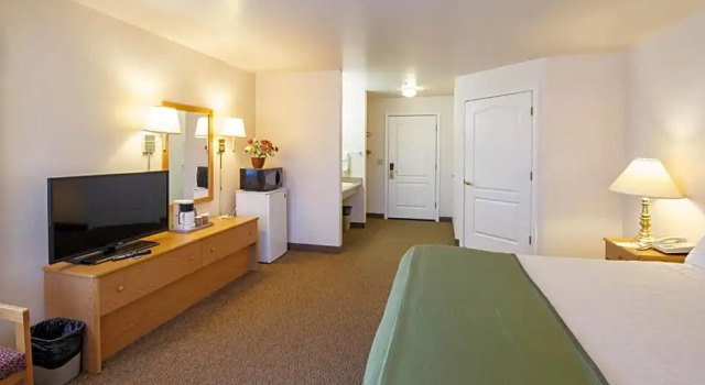 Двухместный люкс Murphys Inn Motel
