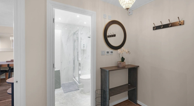 Апартаменты Standard Modern 1 Bedroom Apt in Streatham with Parking
