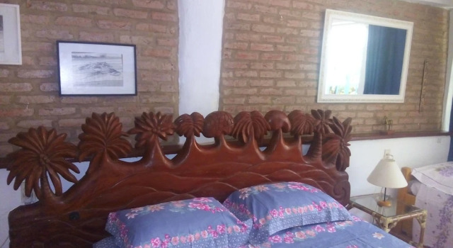 Chez Marine Guest House, Забронировать Гостевой дом Гостевые дома Бузиус, Гостевой дом