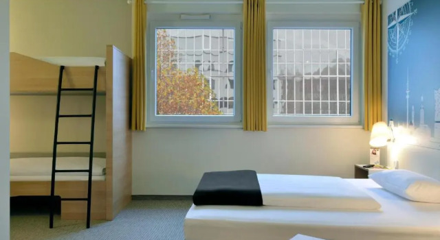 Номер Family B&B Hotel Hamburg-Nord