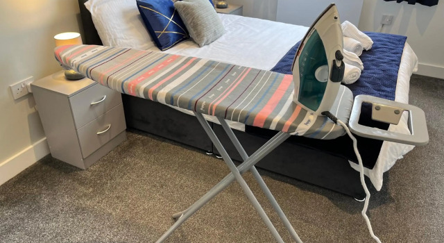 Modern Serviced Apartment - Near City Centre, Varaa Huoneisto Asunnot kohteessa Merseyside, Huoneisto