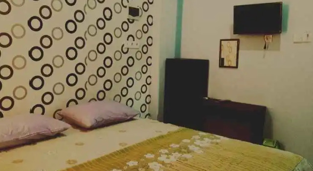 Homestay Jayana, Rezervovat Hotel Hotely v Kalimantan s parkováním, Parkování