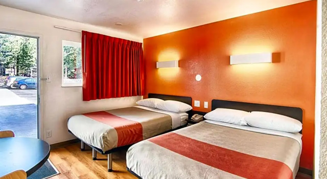 Номер Premium Motel 6-Mammoth Lakes, CA
