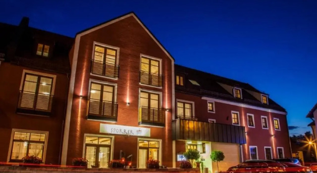 Hotel Gasthof Sporrer, Varaa Hotelli Hotellit Baijeri pysäköinnillä, Pysäköinti