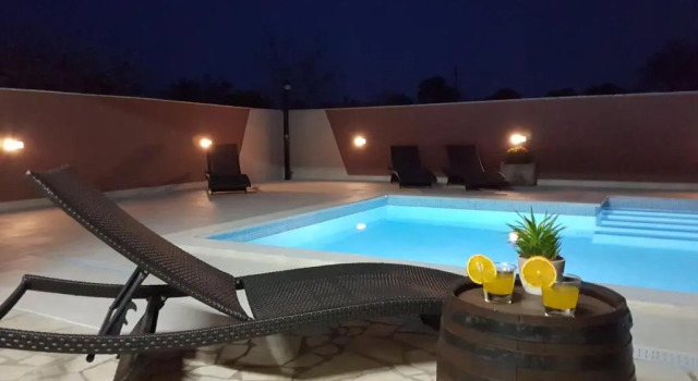 Коттедж Villa Komel with Pool