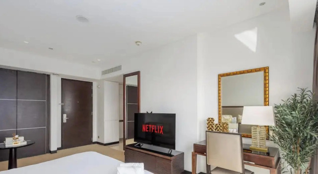 LUX The JW Marina Studio 4, Забронировать Апартаменты/квартира Дубай Эмират Дубай, рядом с Станция метро Jumeirah Lake Towers