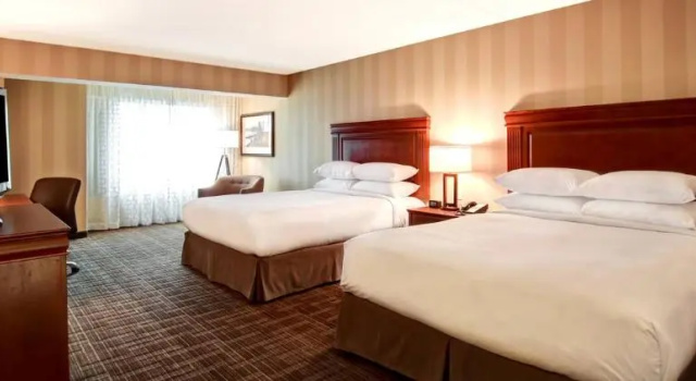 Двухместный номер с красивым видом из окна DoubleTree Fallsview Resort & Spa by Hilton - Niagara Falls