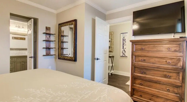 Settle on the Sand, Rezerwuj Hotel Hotele w Emerald Coast z parkingiem, Parking