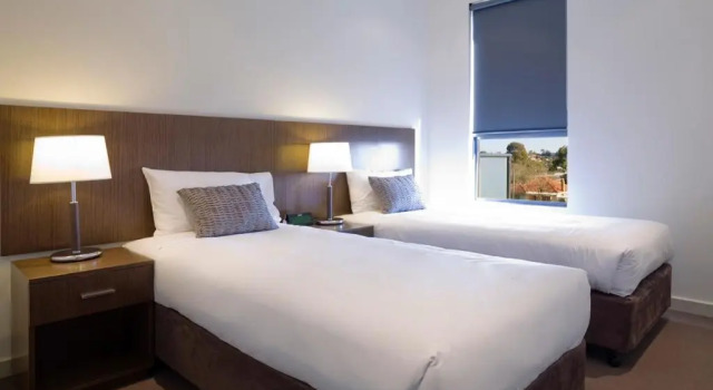 Апартаменты Quest Glen Waverley