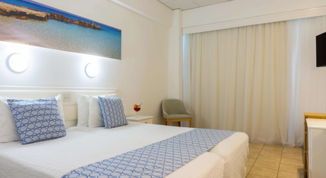 Anonymous Beach Hotel - Adults Only