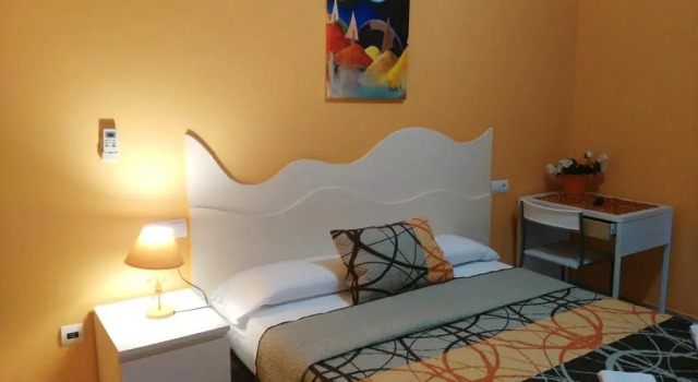 Hotel Hp Castelldefels, Reservar Hotel Hotéis baratos em Baix Llobregat