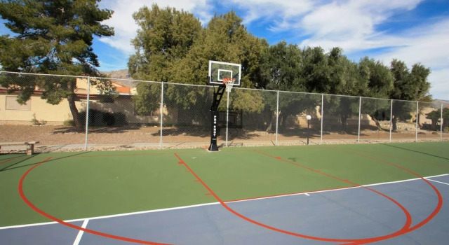 Tucson Townhome w/ Private Patio & Mtn Views!, Rezerwuj Apartament Tucson Arizona