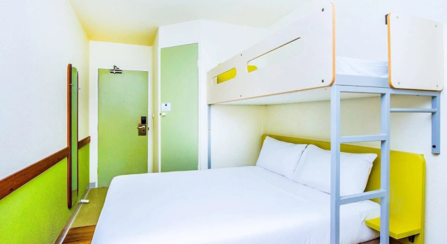 Номер Standard ibis Budget Canberra