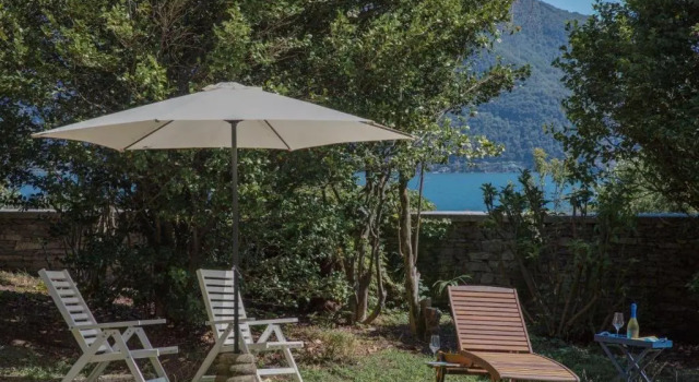 Villa Selva Luxury Lakeview Apartment