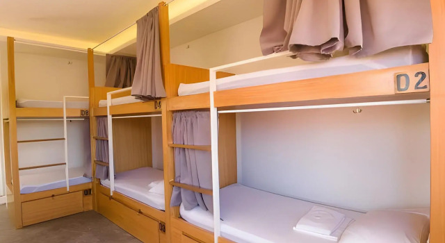 Red Picnic Hostel