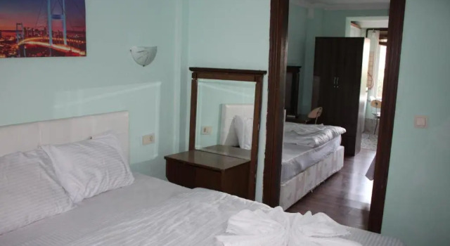 Номер Standard Happy Suite Boutique Hotel