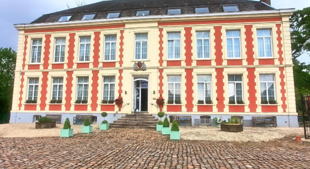 Château de Moulin-le-Comte, Забронировать Отель Отели Па-де-Кале с завтраком, Завтраки