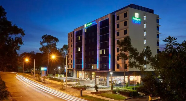 Полулюкс Holiday Inn Express Sydney Macquarie Park by IHG