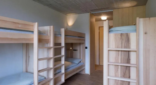 Шестиместный номер Standard Saanen Gstaad Youth Hostel
