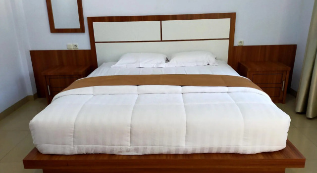 RedDoorz @ Sunset Resort Bau Bau, Prenota Resort Hotel a Sulawesi con parcheggio, Parcheggio