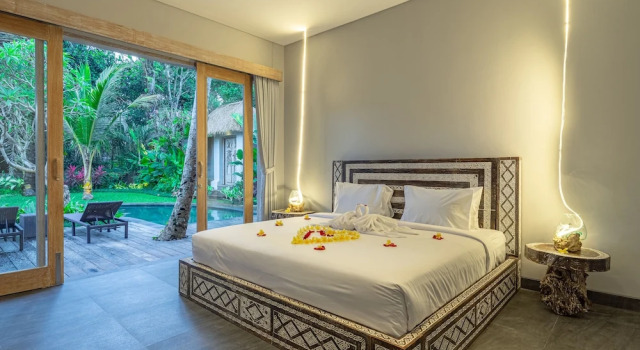 Brand new Luxury 3BR villa Ethnic Ubud 1, Забронировать Вилла Убуд Гианьяр