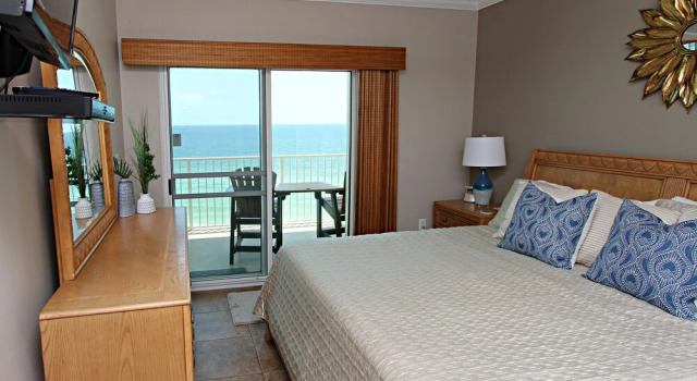 Crystal Shores 706 2 Bedroom Condo by RedAwning, Prenota Hotel Hotel a Alabama con piscina, Piscina