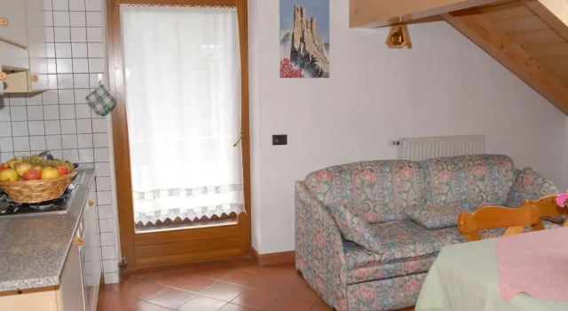 Pretty Apartment With Balcony, Garden, Garden Furniture