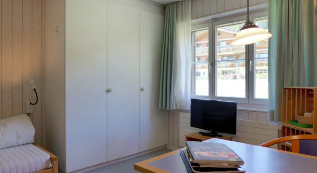 Apartment Suzanne Nr- 21 by Interhome, Забронировать Апартаменты/квартира Шёнрид Гштад, рядом с Schonried-Horneggli