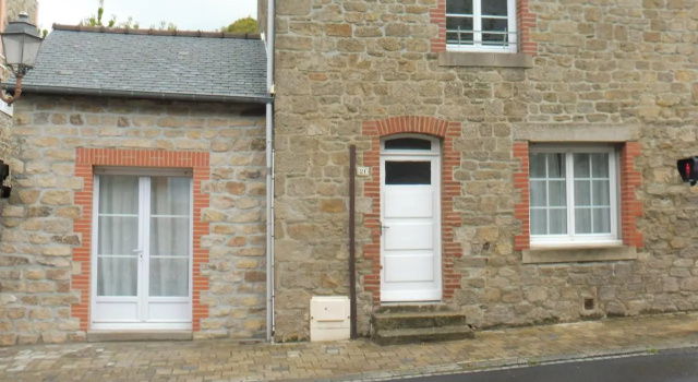 Maison Saint-Coulomb, Забронировать Отель Отели и гостиницы Сен-Кулом, Отель