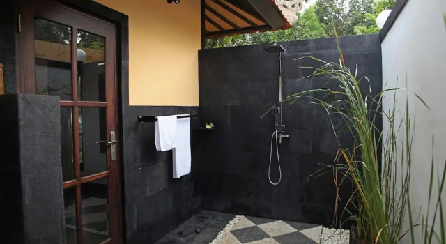 Puri Mangga Sea View Resort and Spa, Book Resort Singaraja Buleleng
