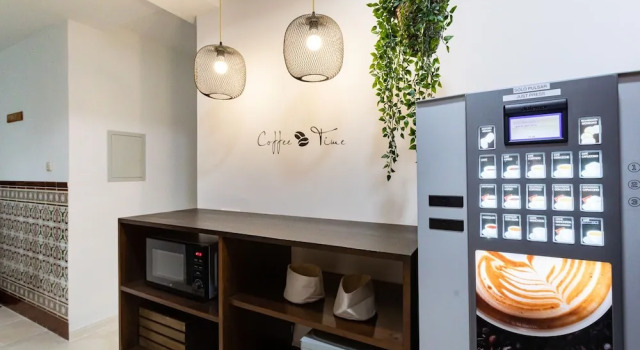 Hostal La Costa, Buchen Sie Hotel El Ejido Provinz Almería