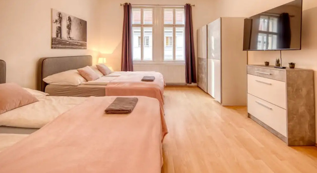 Апартаменты City Apartment - 5 min to Metro
