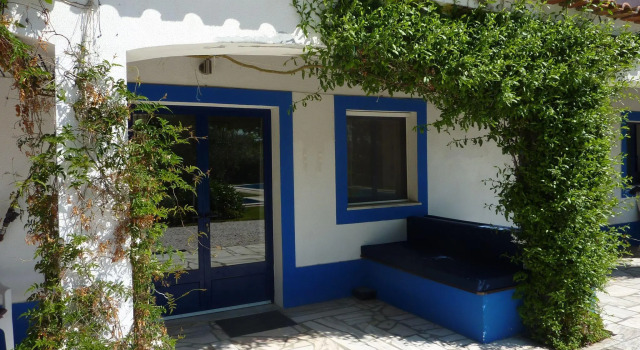Shared Farmhouse Near Serra Monfuradoca
