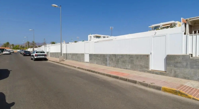 Bungalow in Maspalomas Near Golf & Beach