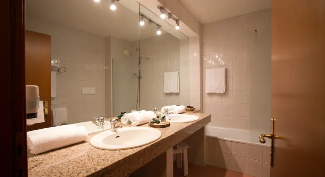 Номер Standard Hotel Corona & Spa
