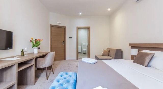 Номер Superior M House Belgrade Residence B&B