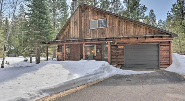 Коттедж Mccall Rustic Retreat - Walk to Payette Lake!