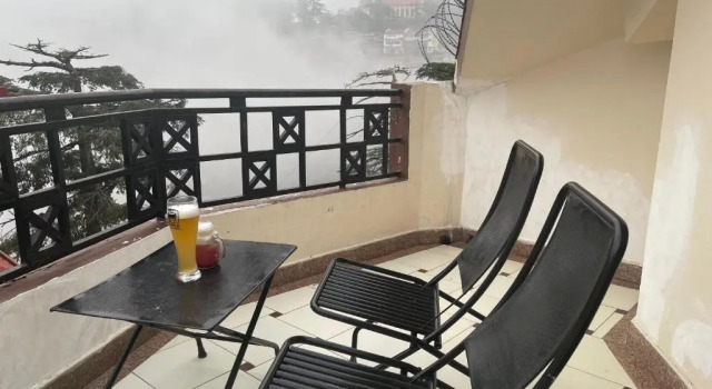 Клубный номер Standard с балконом Hotel Willow Banks, Mall Road Shimla