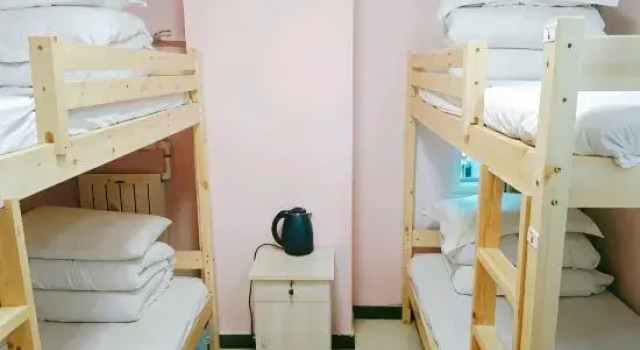 Кровать в общем номере (мужской номер) Tianjin Xinsentang International Youth Hostel