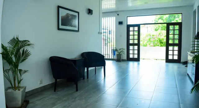 ZEN Rooms Sri Dharmapala Mount Lavinia, Забронировать Отель Отели Западной провинции 3 звезды, 3*