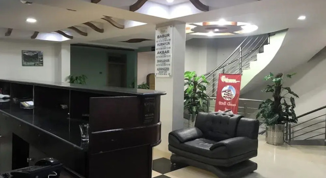 Centurian Hotel Naran