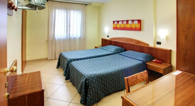 Lo Scacciapensieri Hotel & Restaurant, Varaa Hotelli Monteroni di Lecce Salento