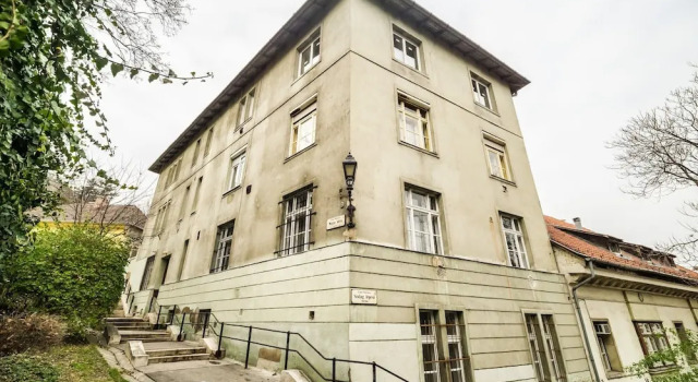 Magas 5 Apartment
