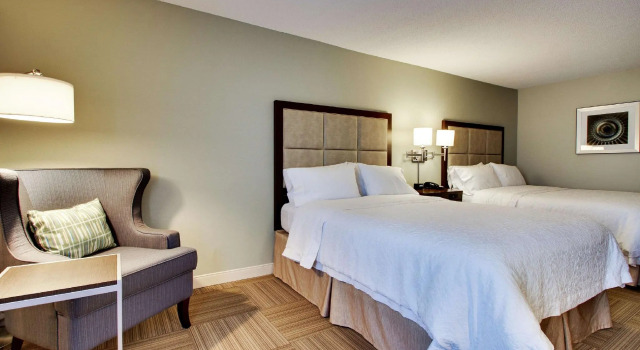 Четырёхместный номер Standard Hampton Inn Warner Robins