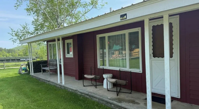 Номер Economy COHO Inn & Motor Lodge