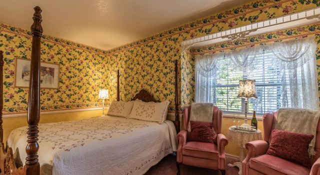 Royal huone Apples Bed & Breakfast