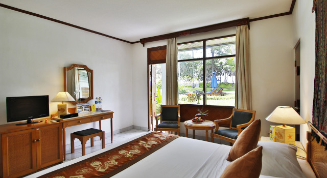 Jayakarta Hotel Lombok, Забронировать Курортный отель Матарам Ломбок