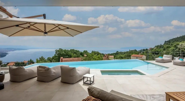 Вилла Luxury Villa Dana Indoor Pool and Sauna