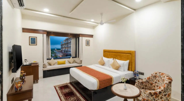 Traavista Aravali Mahal